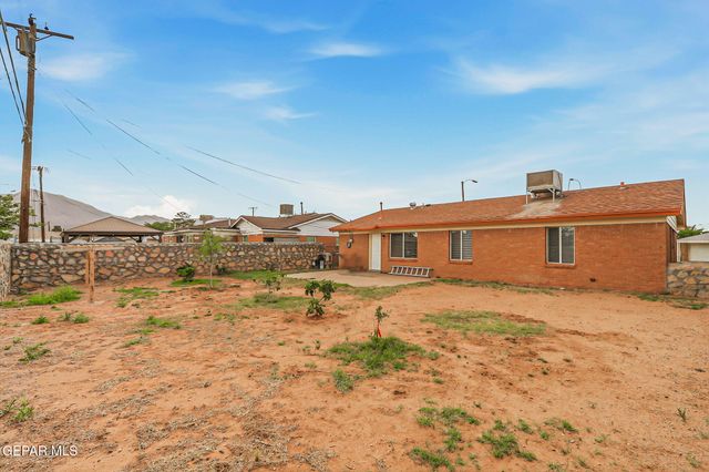 5620 Calgary Avenue, El Paso, TX 79924