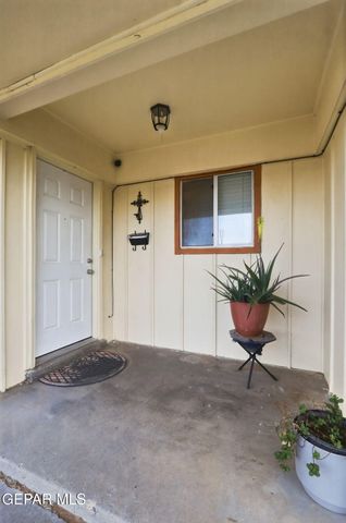 5620 Calgary Avenue, El Paso, TX 79924