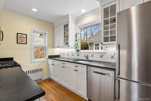 686 Forest Avenue, Larchmont, NY 10538