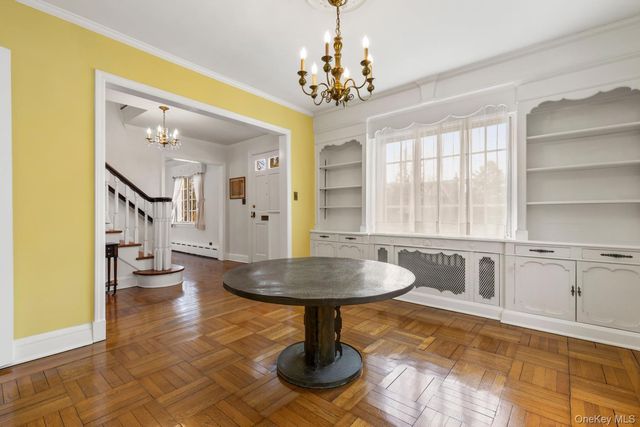 686 Forest Avenue, Larchmont, NY 10538