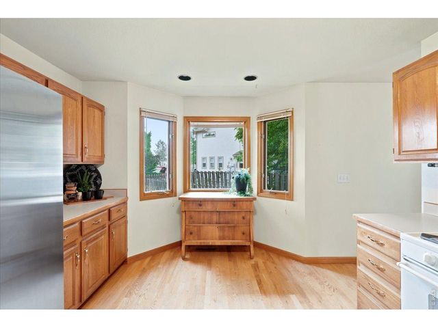 1003 Medicine Man Ct, Windsor, CO 80550
