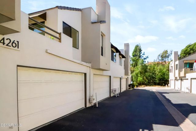 4261 Las Virgenes Road 2, Calabasas, CA 91302