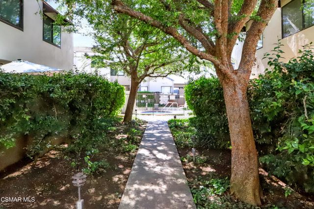 4261 Las Virgenes Road 2, Calabasas, CA 91302