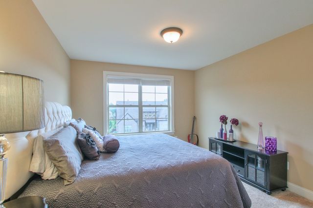 5316 Highland Place Way, Hermitage, TN 37076