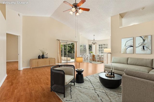 615 OAKPOINT CIRCLE, Davenport, FL 33837