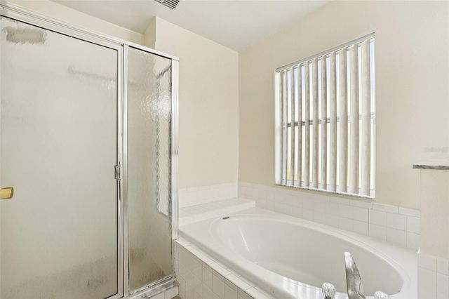 615 OAKPOINT CIRCLE, Davenport, FL 33837