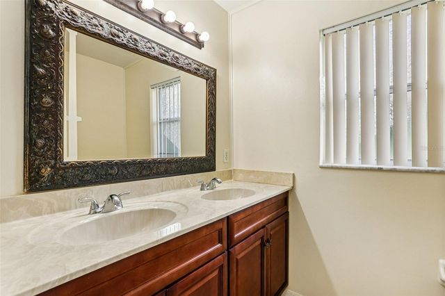 615 OAKPOINT CIRCLE, Davenport, FL 33837