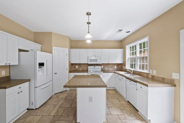 1664 W Wilson Blvd, Mount Juliet, TN 37122