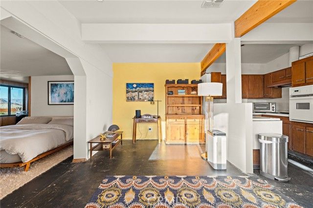 3910 Gayley Lane, Twentynine Palms, CA 92277