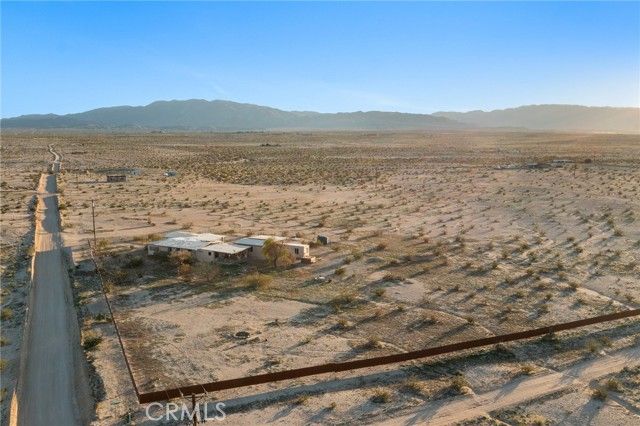3910 Gayley Lane, Twentynine Palms, CA 92277
