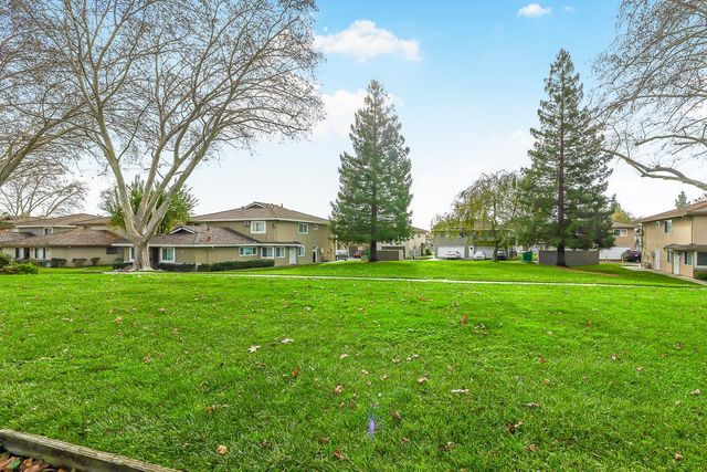 902 Gilchrist Walkway 3, San Jose, CA 95133