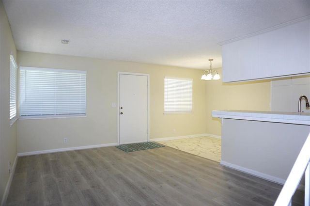 902 Gilchrist Walkway 3, San Jose, CA 95133