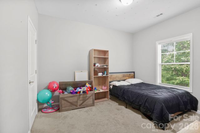 127 Cairens Ridge Drive, Mills River, NC 28759