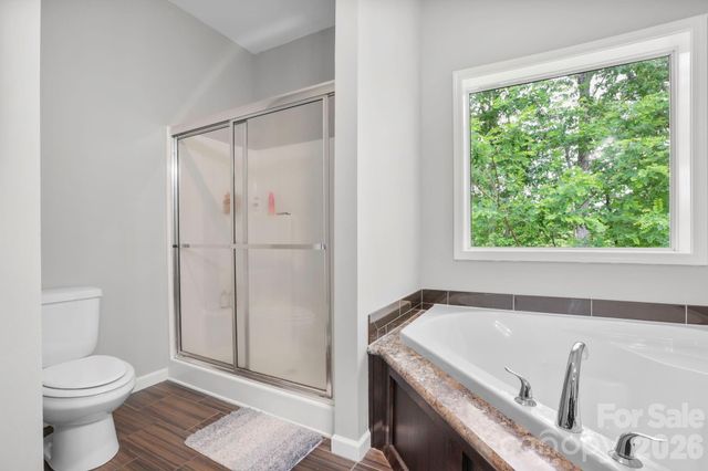 127 Cairens Ridge Drive, Mills River, NC 28759