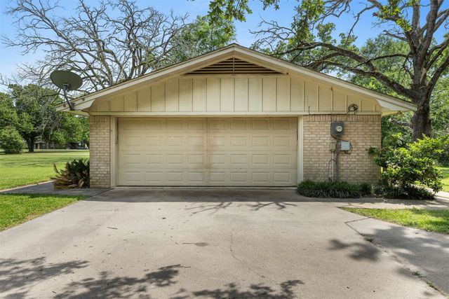 603 Sunnyvale Lane, Fairfield, TX 75840