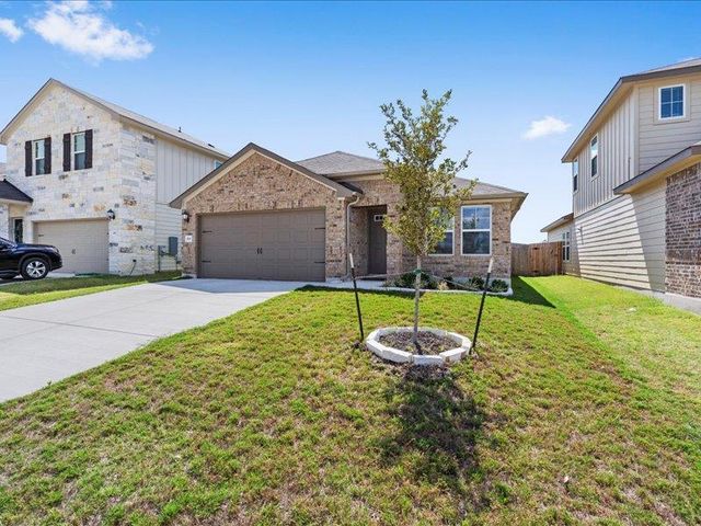 200 Grapefruit RD, Hutto, TX 78634