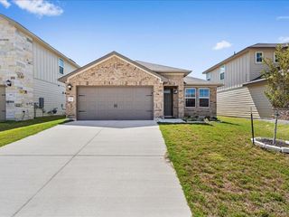 200 Grapefruit RD, Hutto, TX 78634
