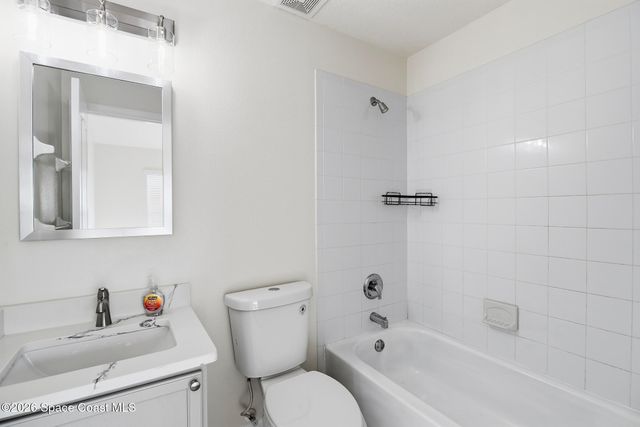 1328 Hampton Park Lane, Melbourne, FL 32940