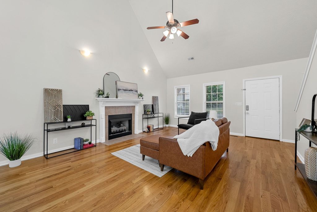 3426 Foxrun Ln, Clarksville, TN 37042