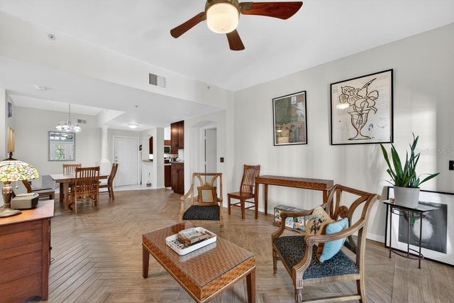 200 4TH AVENUE S 200, St Petersburg, FL 33701