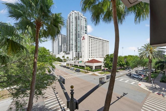 200 4TH AVENUE S 200, St Petersburg, FL 33701