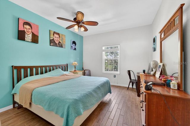 200 4TH AVENUE S 200, St Petersburg, FL 33701