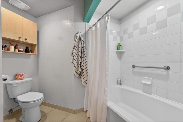 200 4TH AVENUE S 200, St Petersburg, FL 33701