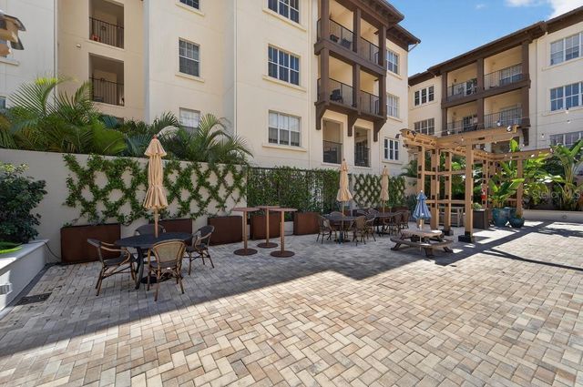 200 4TH AVENUE S 200, St Petersburg, FL 33701