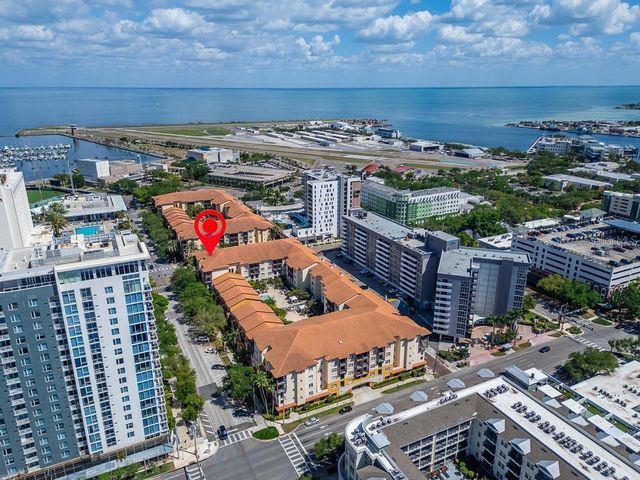 200 4TH AVENUE S 200, St Petersburg, FL 33701