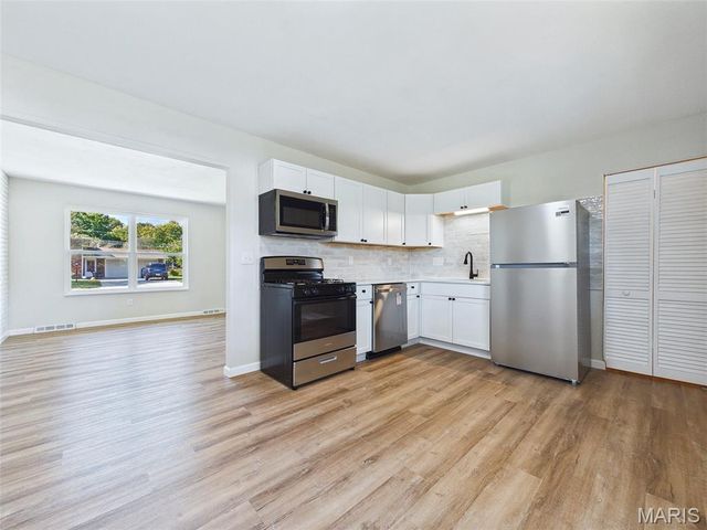 404 Anita Drive, Fairview Heights, IL 62208