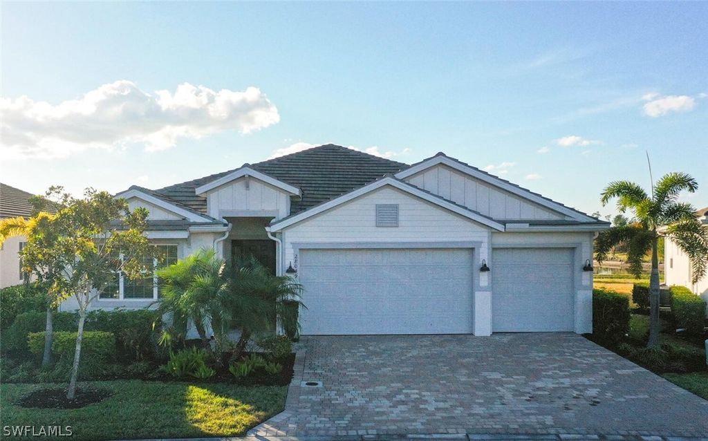 28049 CAPTIVA SHELL LOOP, Bonita Springs, FL 34135