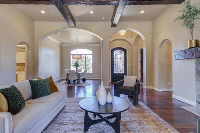 11204 Kirby Avenue, Lubbock, TX 79424