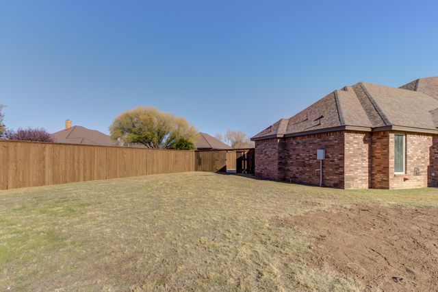11204 Kirby Avenue, Lubbock, TX 79424