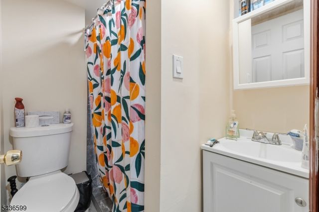 48 Lenox Ave, Paterson City, NJ 07502