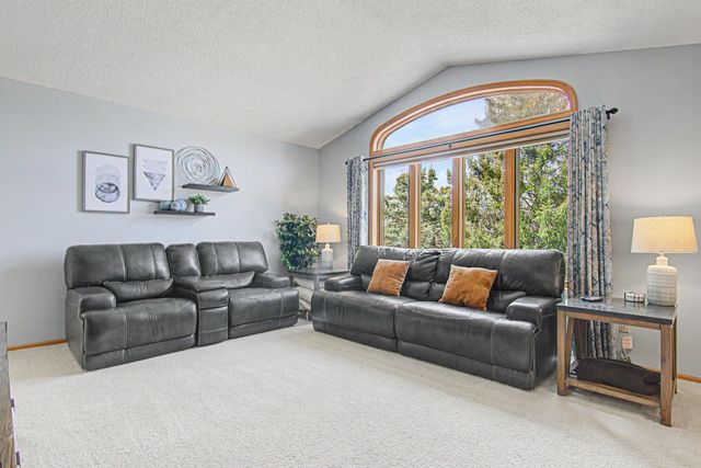 2521 Sumac Ridge, White Bear Lake, MN 55110