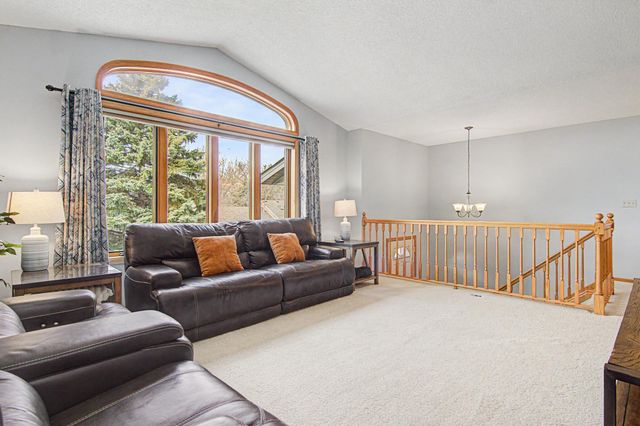 2521 Sumac Ridge, White Bear Lake, MN 55110