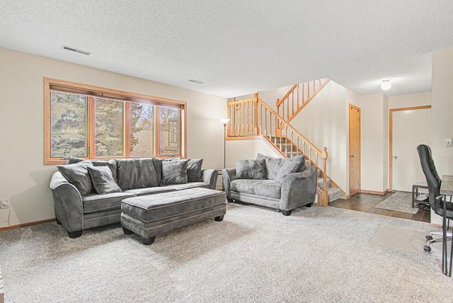 2521 Sumac Ridge, White Bear Lake, MN 55110