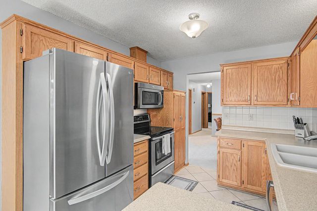 2521 Sumac Ridge, White Bear Lake, MN 55110