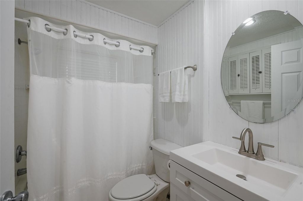 Image 20 of property listing at 120 MAPLE AVENUE, Anna Maria, FL 34216
