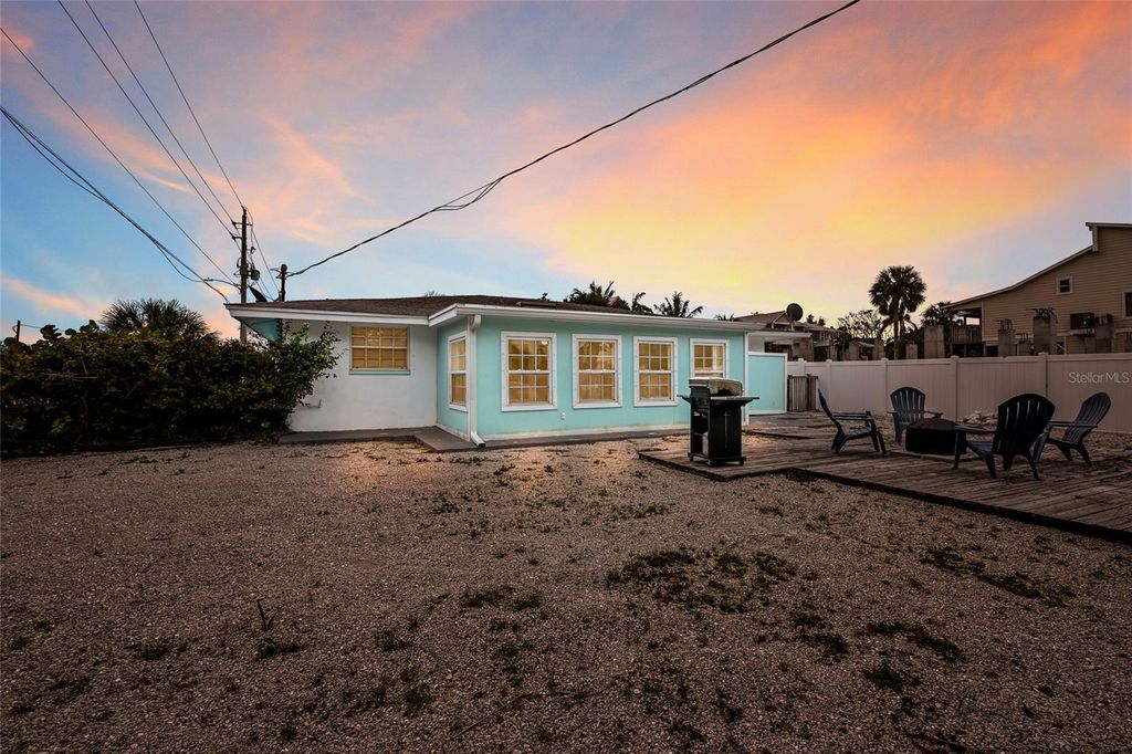 Image 26 of property listing at 120 MAPLE AVENUE, Anna Maria, FL 34216