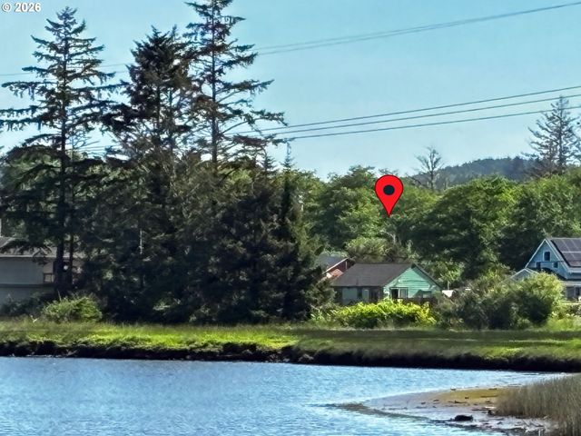 495 N WAHANNA Rd, Seaside, OR 97138