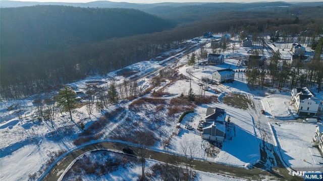 60 Heritage Drive, West Milford, NJ 07480