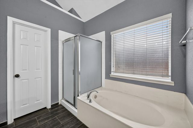 2060 Kenny Court, Lewisville, TX 75067