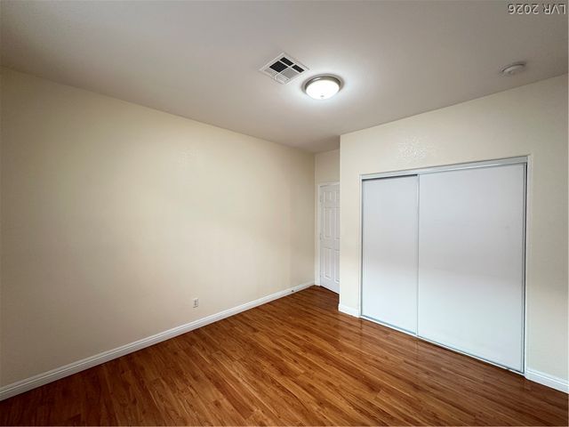 9242 Snow Flower Avenue, Las Vegas, NV 89147