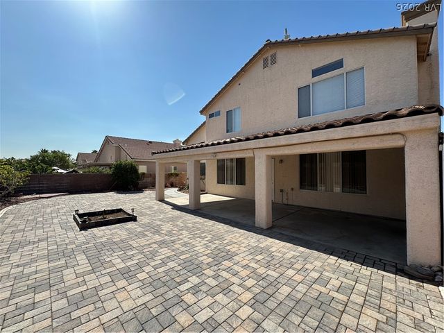 9242 Snow Flower Avenue, Las Vegas, NV 89147