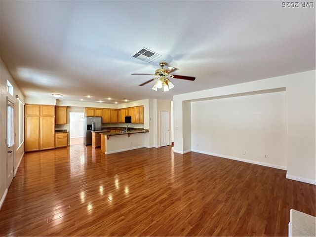 9242 Snow Flower Avenue, Las Vegas, NV 89147
