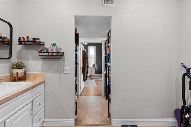 1217 N California Avenue, Beaumont, CA 92223