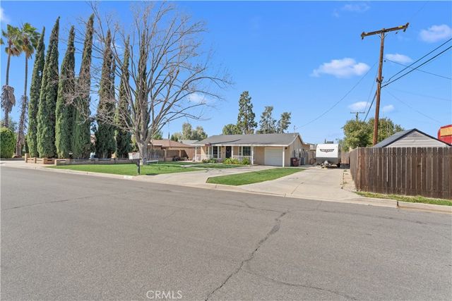 1217 N California Avenue, Beaumont, CA 92223