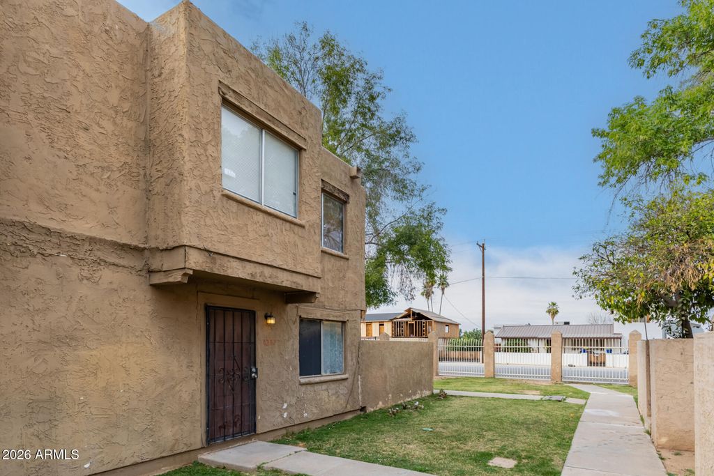 4267 N 68TH Lane, Phoenix, AZ 85033 — photo 3