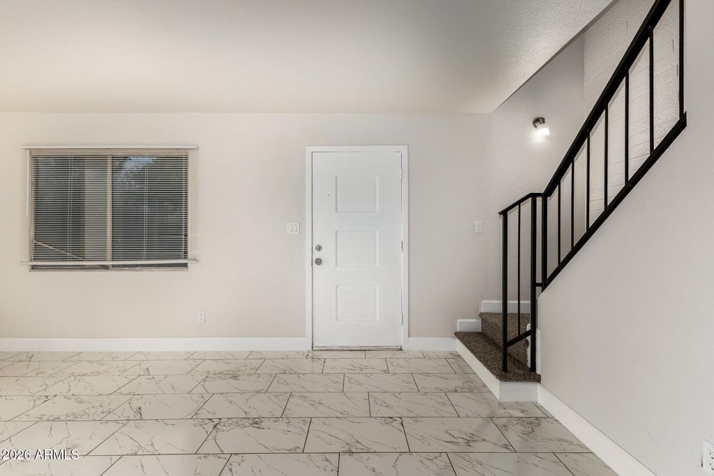 4267 N 68TH Lane, Phoenix, AZ 85033 — photo 4